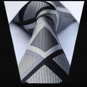 LUXE PLAID PODIUM TIE&SQUARE SETZ